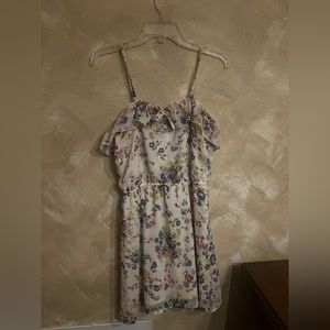 Girls pretty spring/summer dress size large